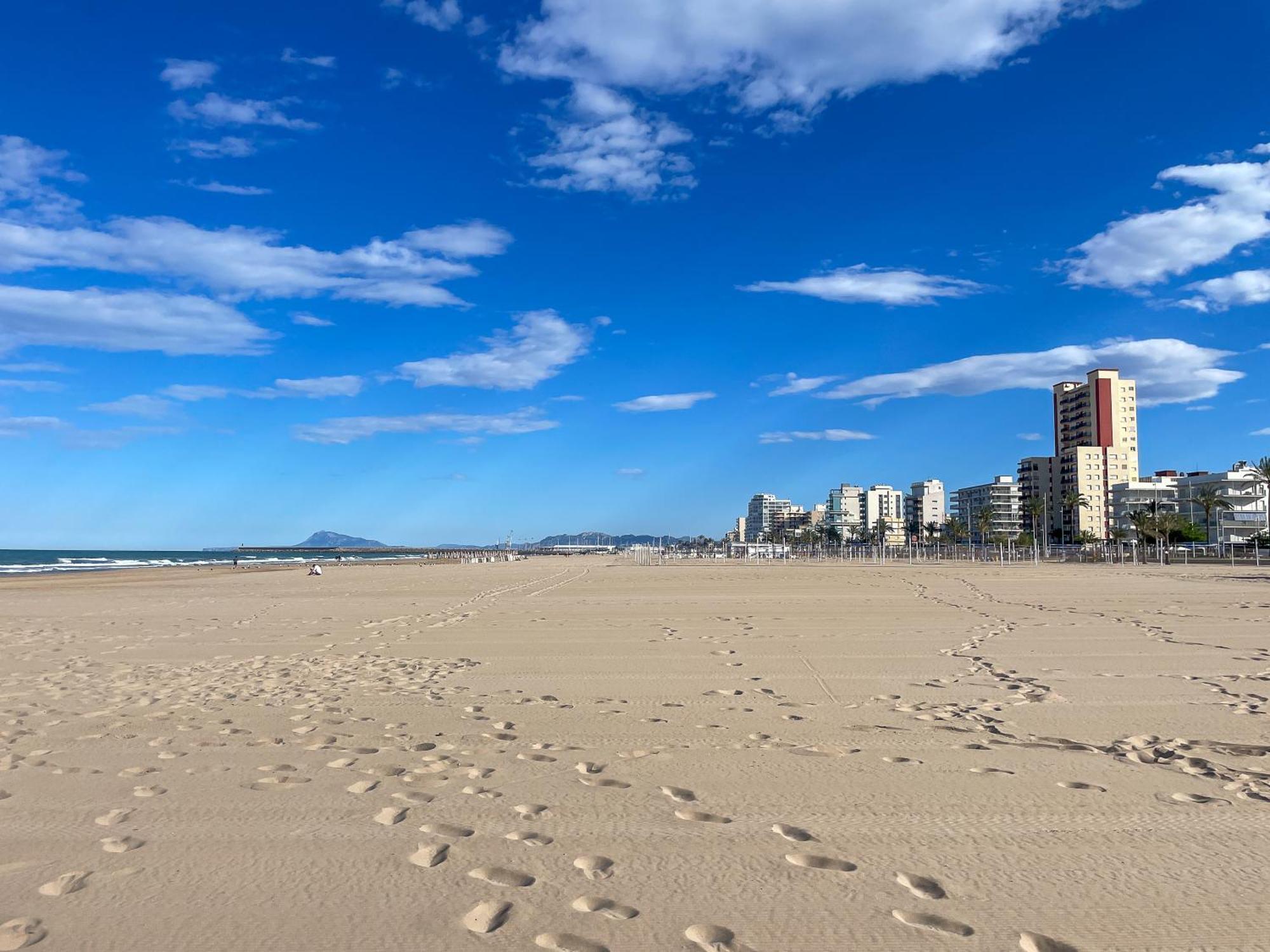 Apartamentos Gandia Beach 3000 Luaran gambar